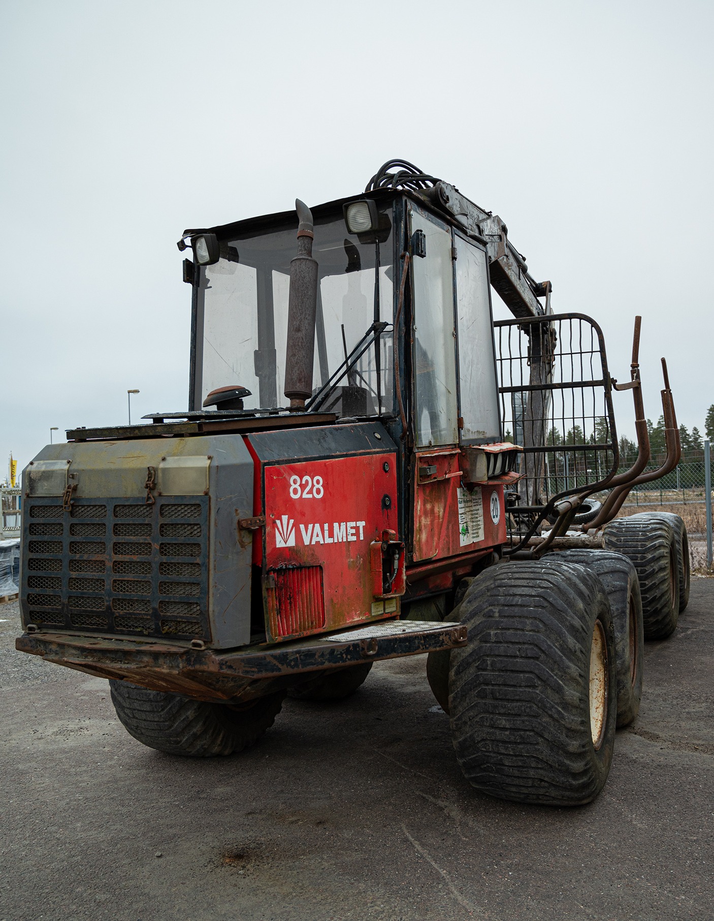 valmet 828