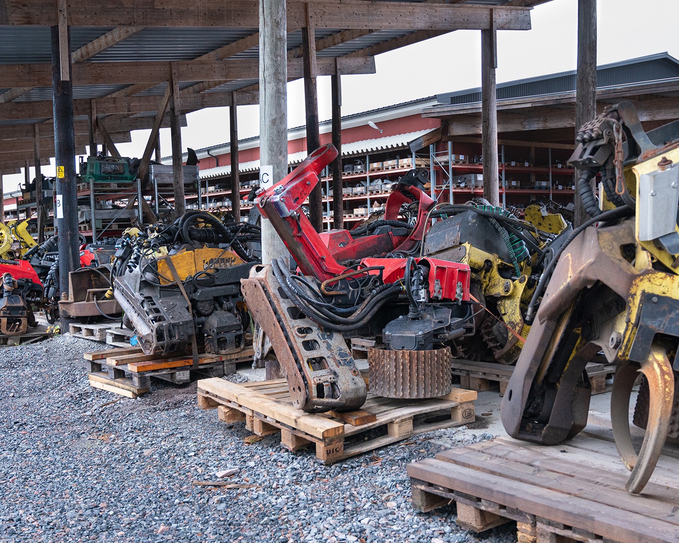 skördaraggregat i begagnatlager